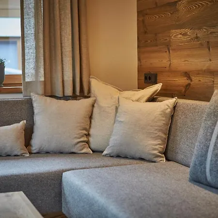 Dirndl Und Buam سالباخ هينترغليم