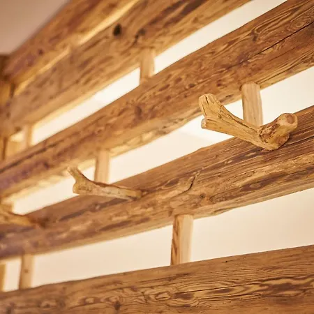 Dirndl Und Buam Alpstuga Saalbach-Hinterglemm