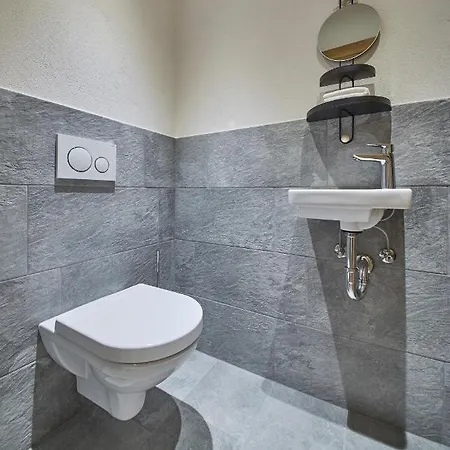 Dirndl Und Buam Alpstuga