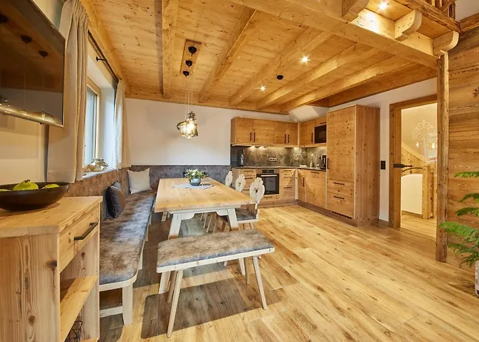 Dirndl Und Buam Chalet Saalbach-Hinterglemm