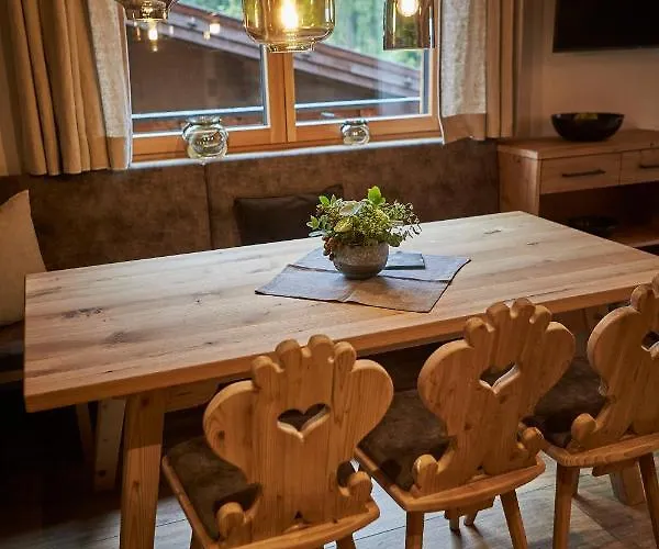 Chalet Dirndl Und Buam