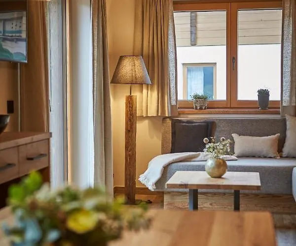 Chalet Dirndl Und Buam *